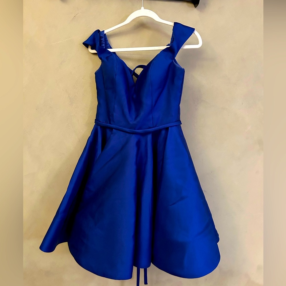 Blue Clarisse Size 12 cocktail dress Great condition lace-up back 0 alterations.